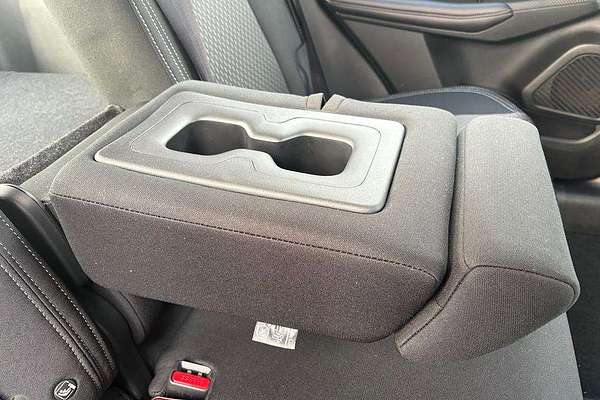 2025 Mitsubishi Outlander ES ZM