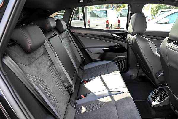 2025 Volkswagen ID.4 Pro E2