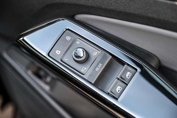 2025 Volkswagen ID.4 Pro E2