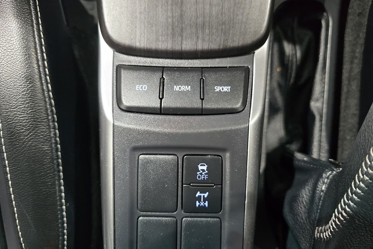 2022 Toyota Fortuner Fortuner Crusade 2.8L T Diesel Automatic Wagon GUN156R