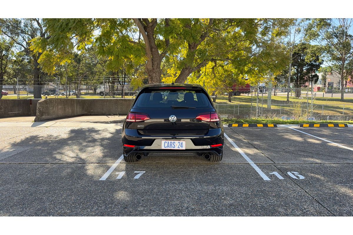 2017 Volkswagen Golf GTI 7.5