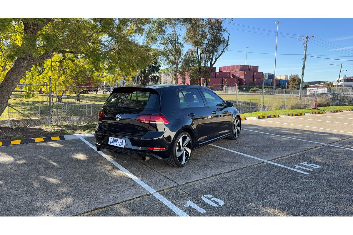 2017 Volkswagen Golf GTI 7.5