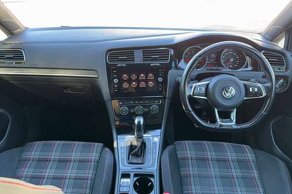 2017 Volkswagen Golf GTI 7.5