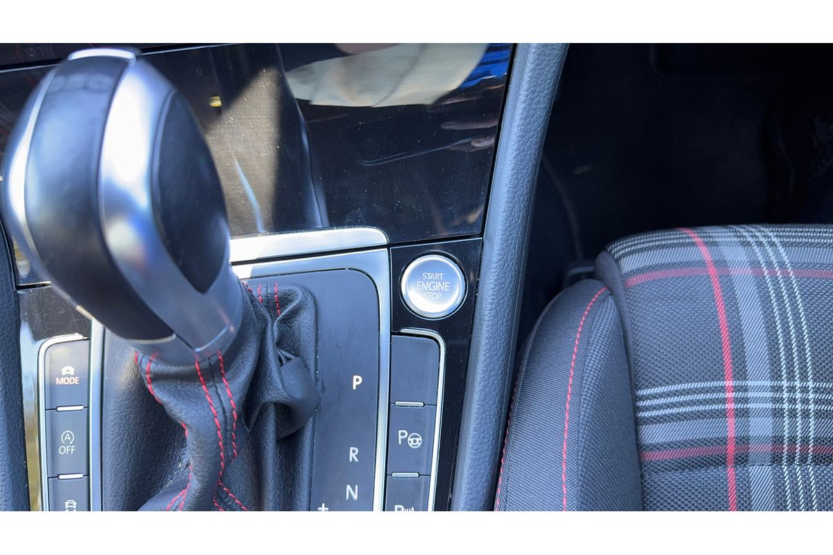 2017 Volkswagen Golf GTI 7.5