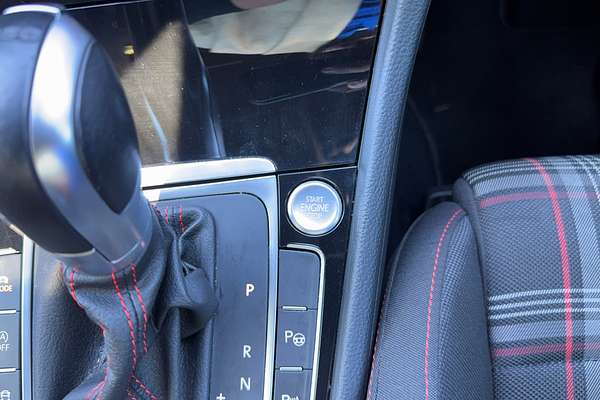2017 Volkswagen Golf GTI 7.5