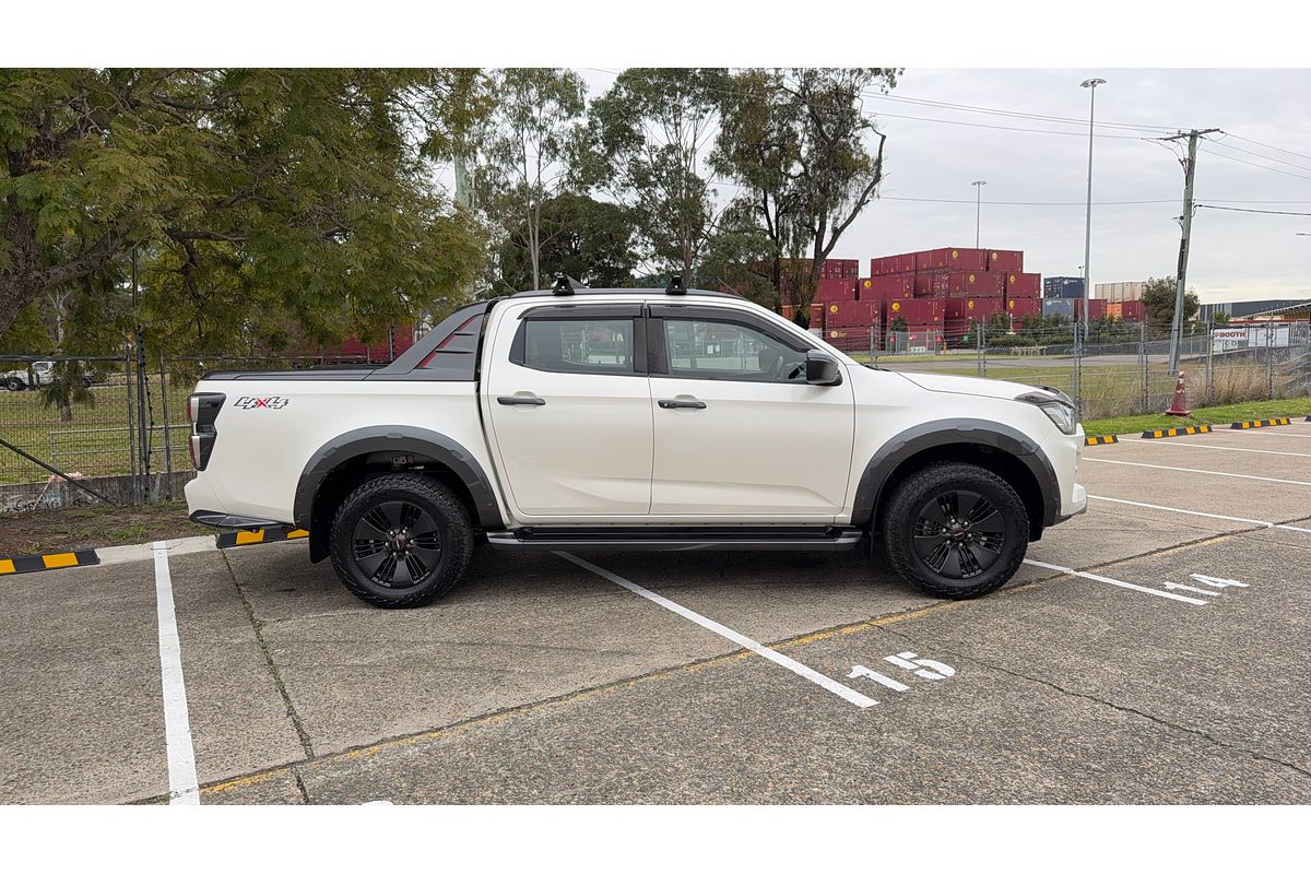 2021 Isuzu D-MAX X-TERRAIN 4X4
