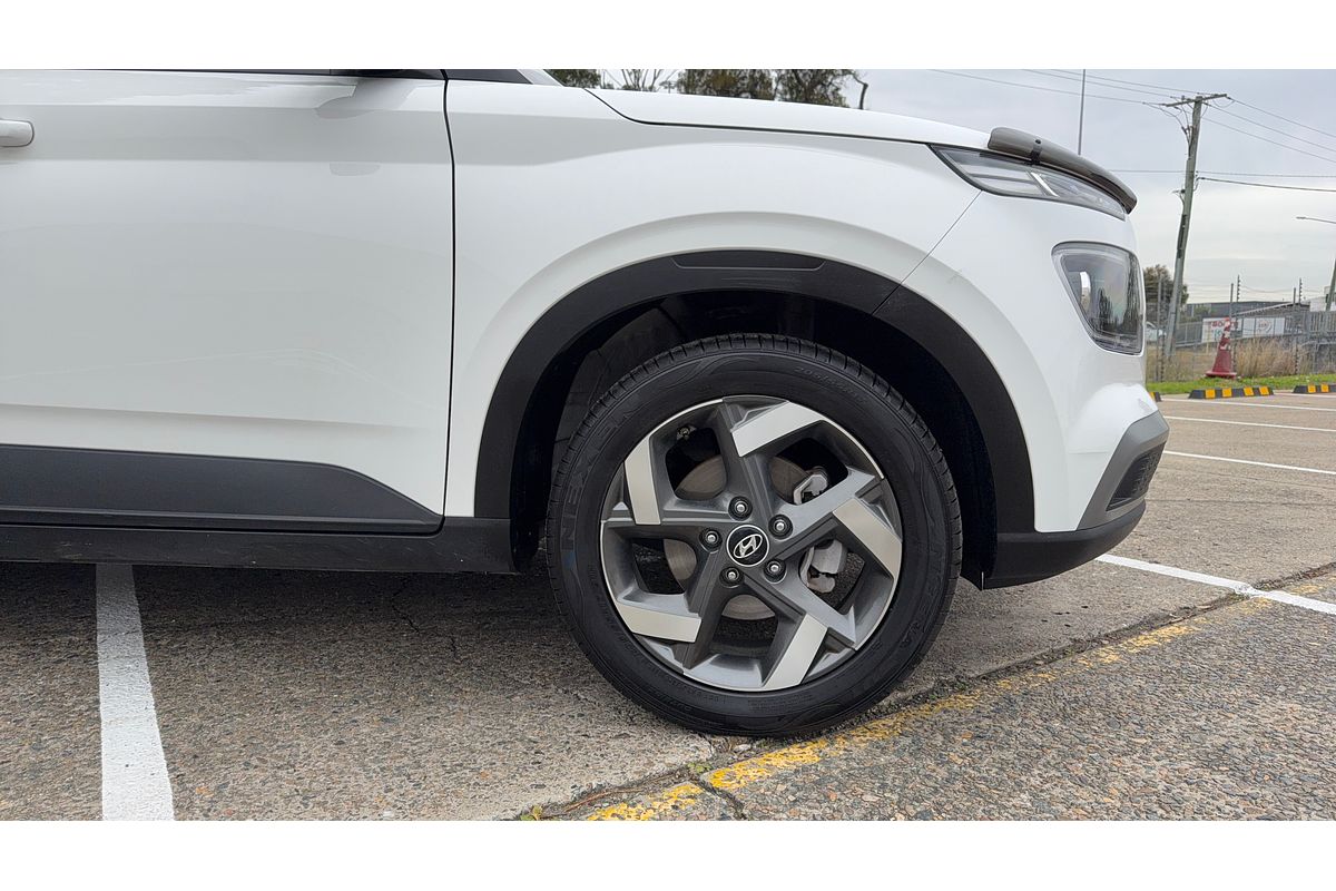 2023 Hyundai Venue Active QX.V5