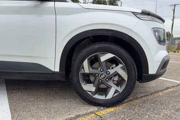 2023 Hyundai Venue Active QX.V5