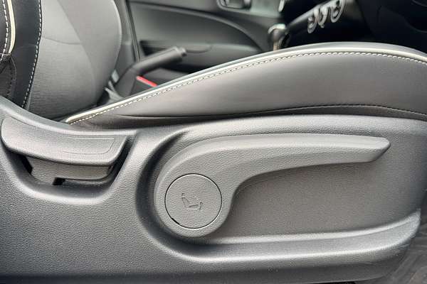 2023 Hyundai Venue Active QX.V5