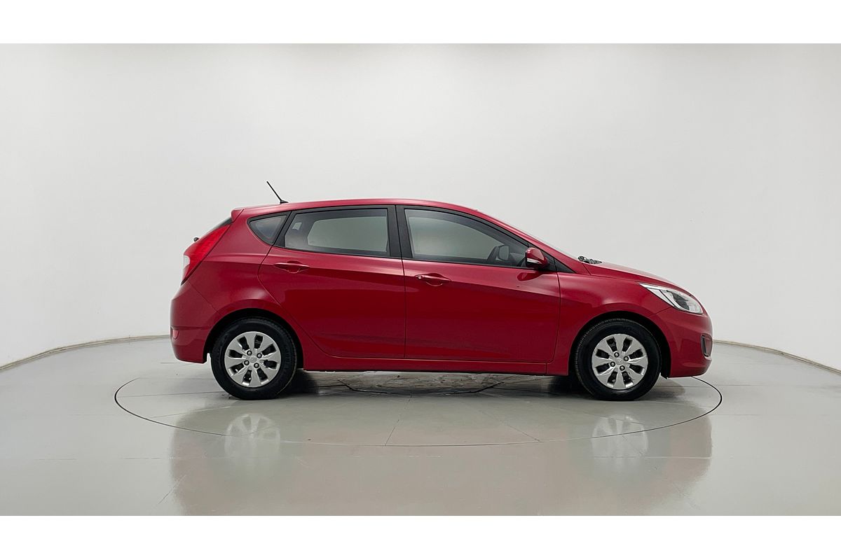 2015 Hyundai Accent Active RB3