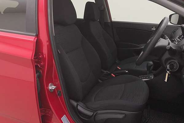 2015 Hyundai Accent Active RB3