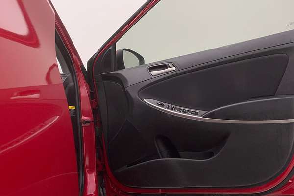 2015 Hyundai Accent Active RB3