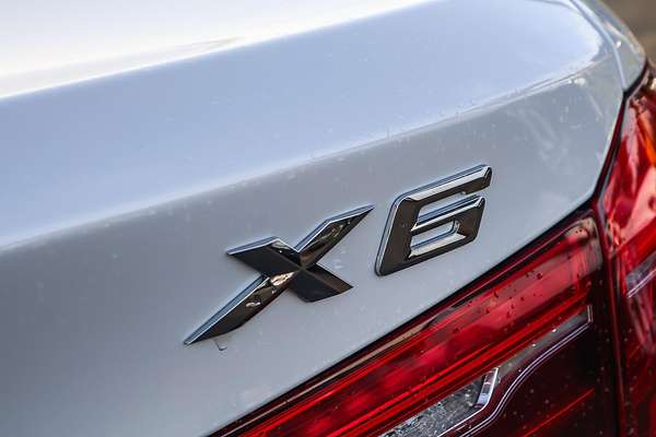 2015 BMW X6 xDrive30d F16