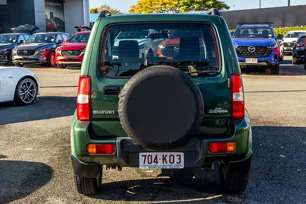 2013 Suzuki Jimny Sierra SN413 T6