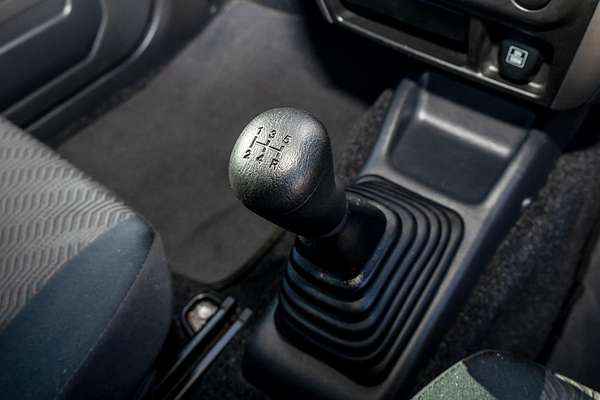 2013 Suzuki Jimny Sierra SN413 T6