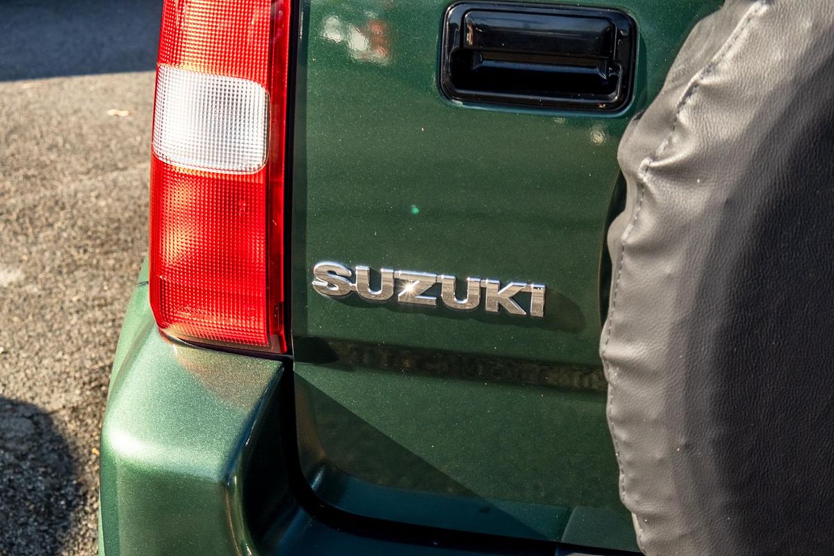 2013 Suzuki Jimny Sierra SN413 T6