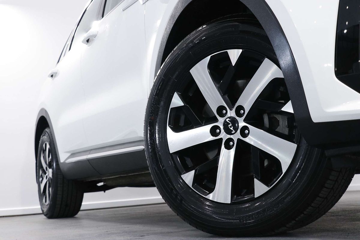 2022 Kia Sorento Sport MQ4