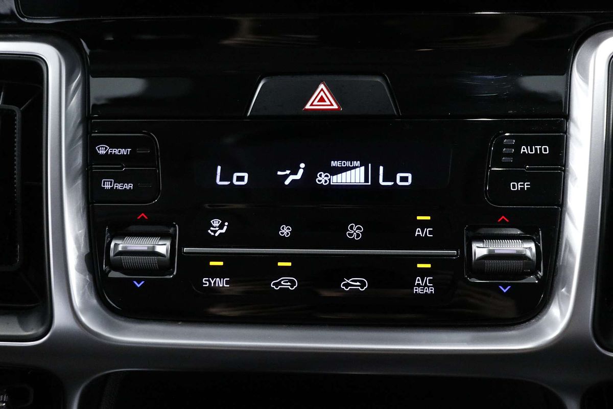 2022 Kia Sorento Sport MQ4