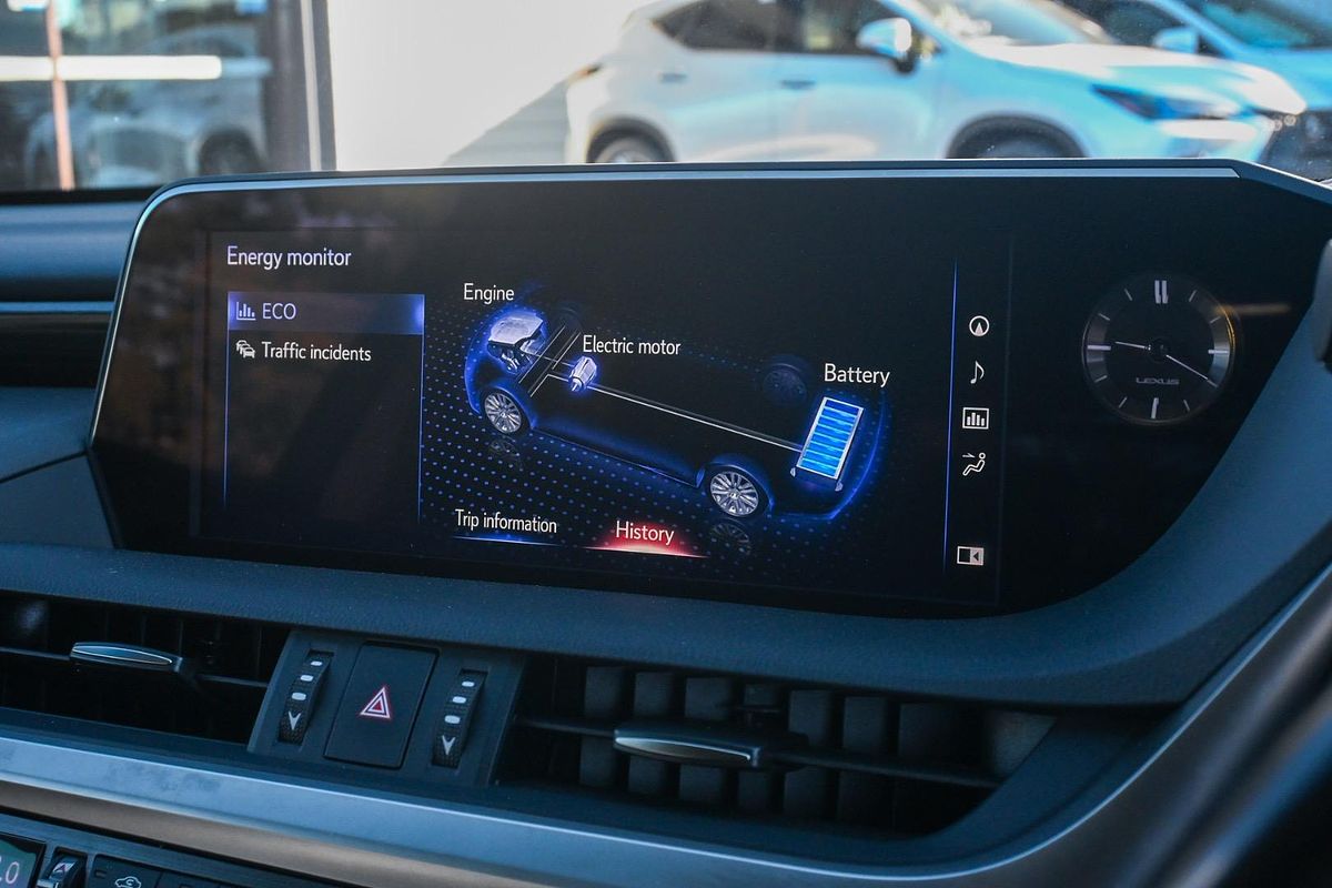 2019 Lexus ES ES300h Sports Luxury AXZH10R