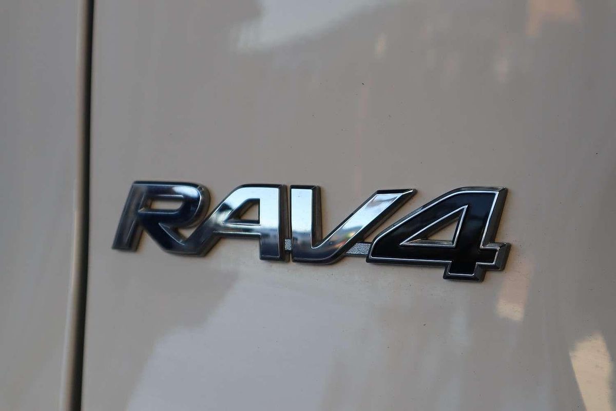 2020 Toyota RAV4 GX MXAA52R