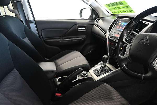 2021 Mitsubishi Triton GLX-R MR 4X4