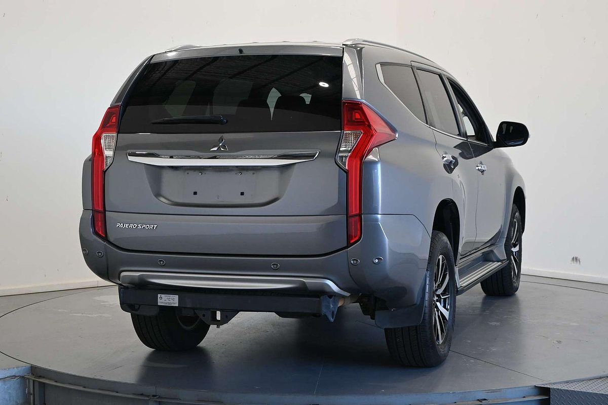 2017 Mitsubishi Pajero Sport Exceed QE
