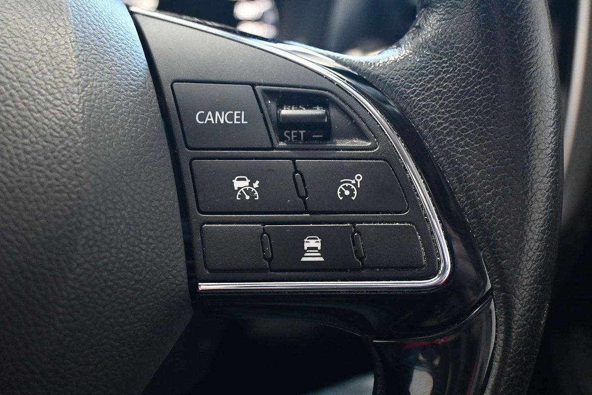 2018 Mitsubishi Outlander Exceed ZL