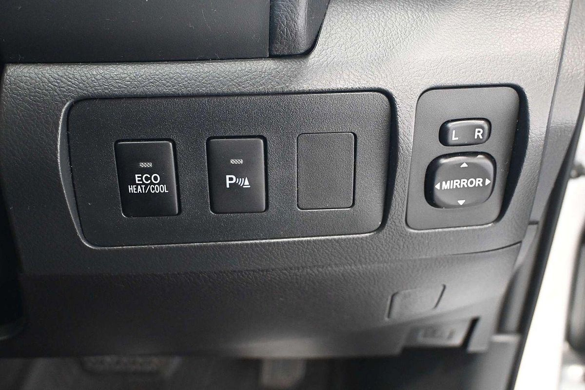 2011 Toyota Camry Hybrid AHV40R