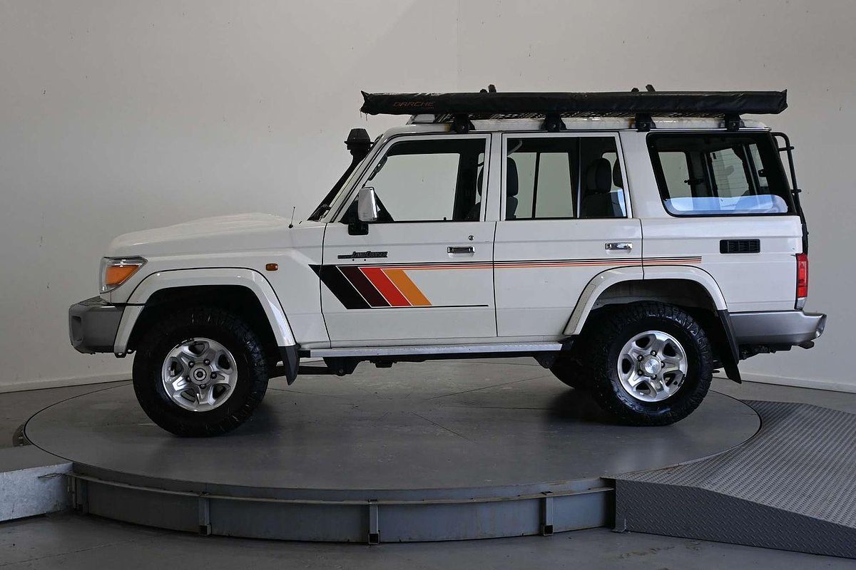 2019 Toyota Landcruiser GXL VDJ76R