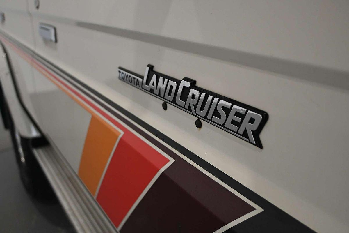 2019 Toyota Landcruiser GXL VDJ76R