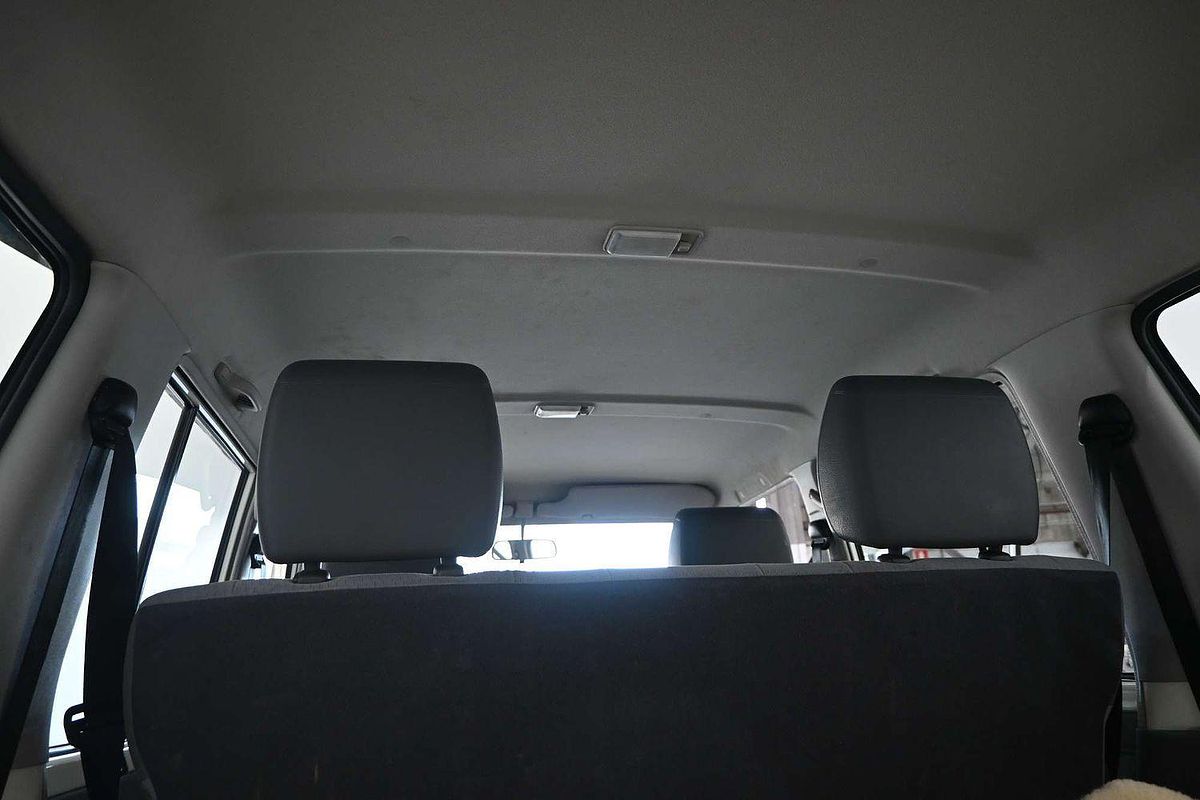 2019 Toyota Landcruiser GXL VDJ76R