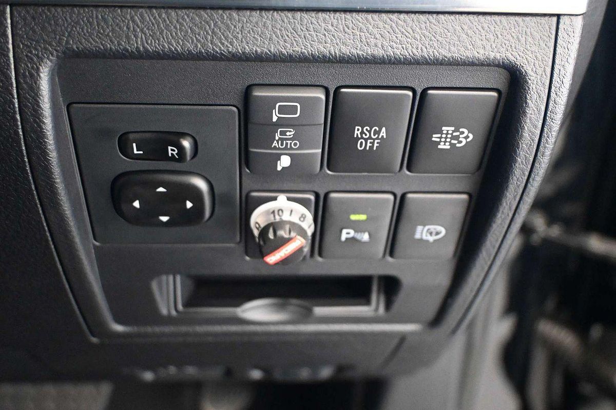 2020 Toyota Landcruiser VX VDJ200R