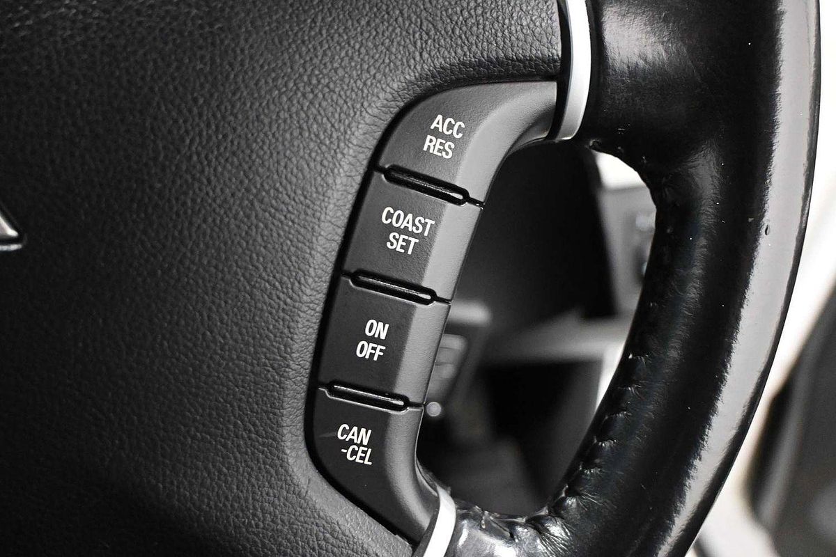 2017 Mitsubishi Pajero GLX NX