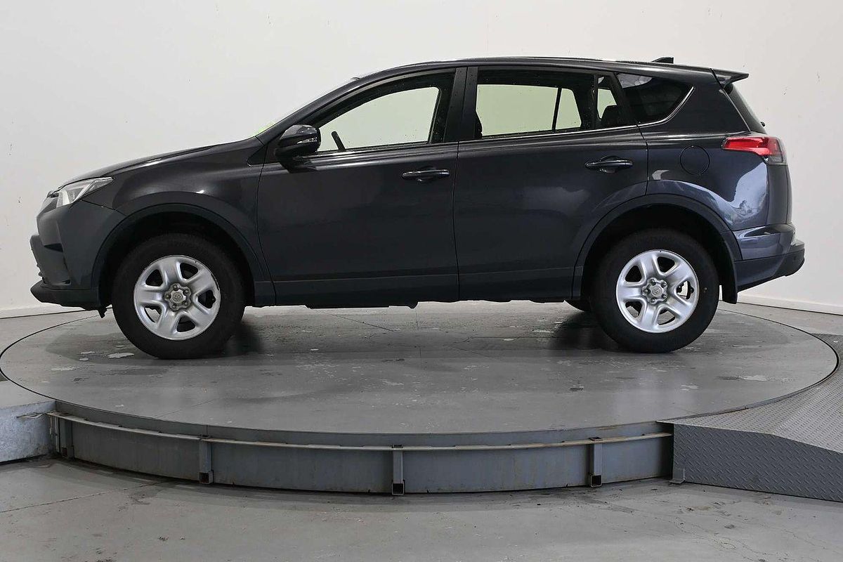 2017 Toyota RAV4 GX ZSA42R