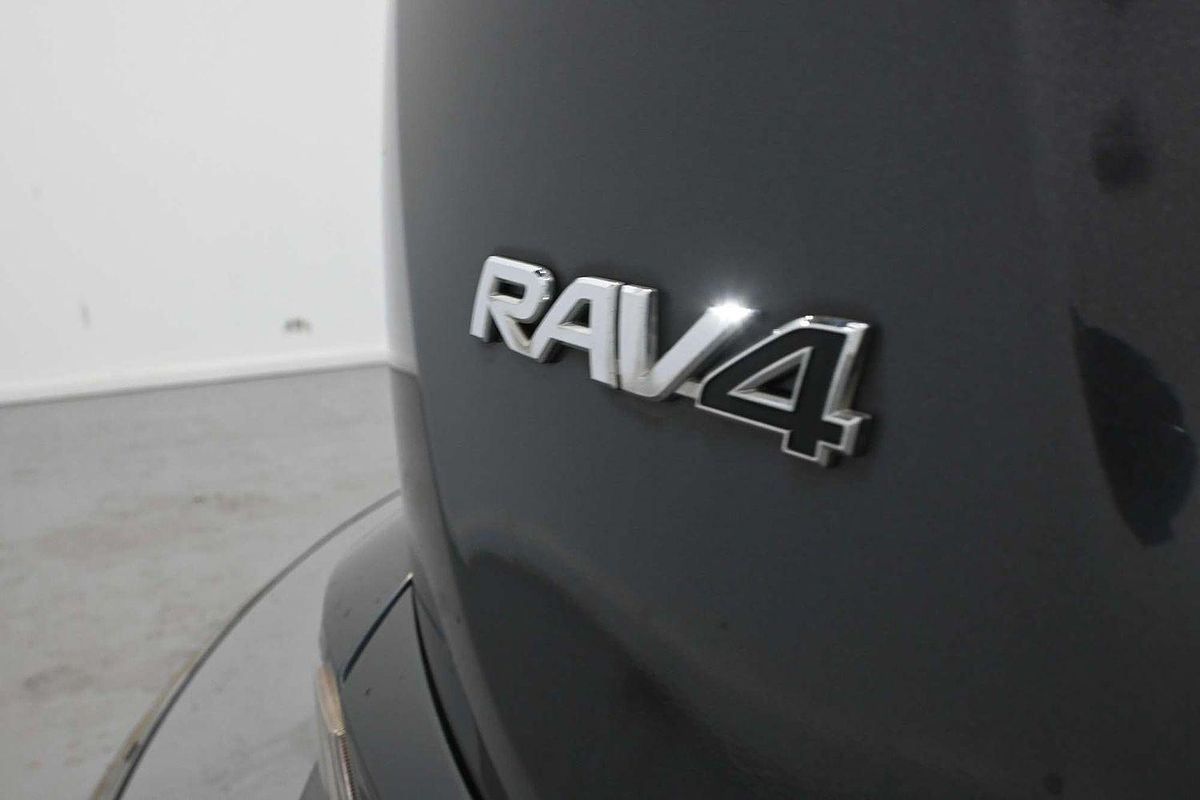 2017 Toyota RAV4 GX ZSA42R