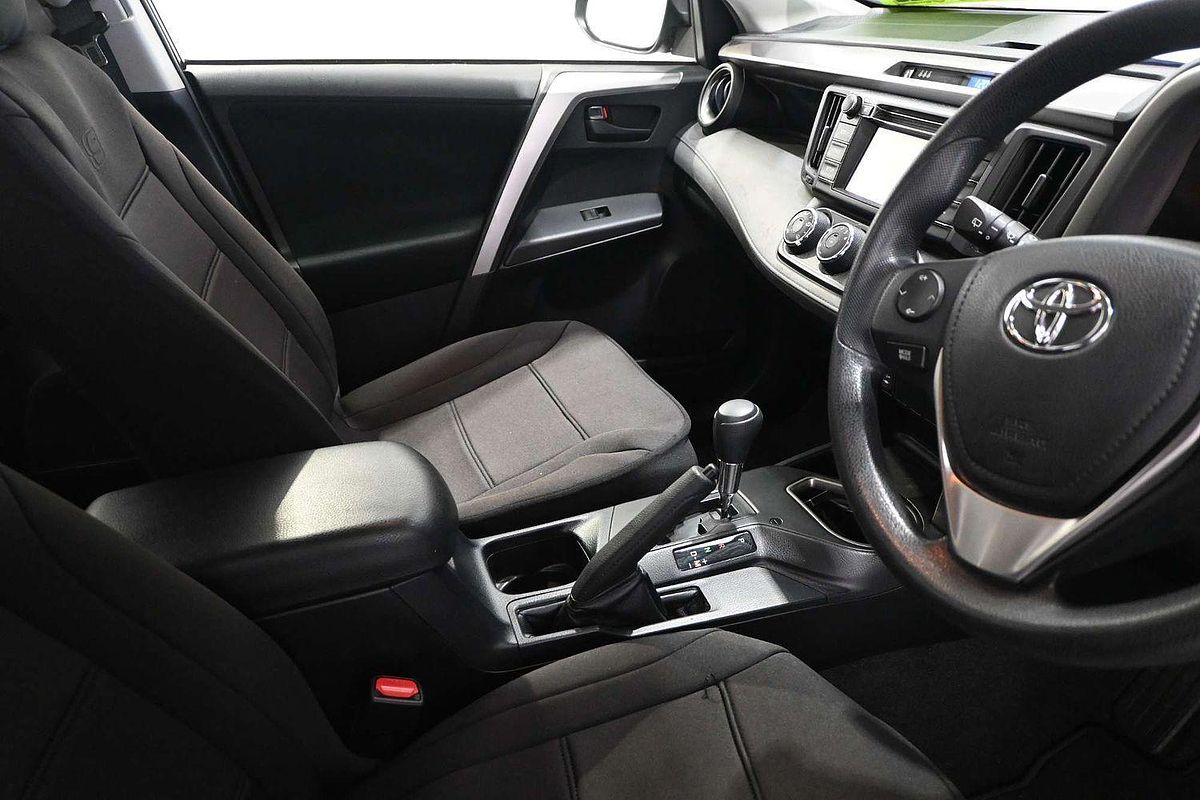 2017 Toyota RAV4 GX ZSA42R