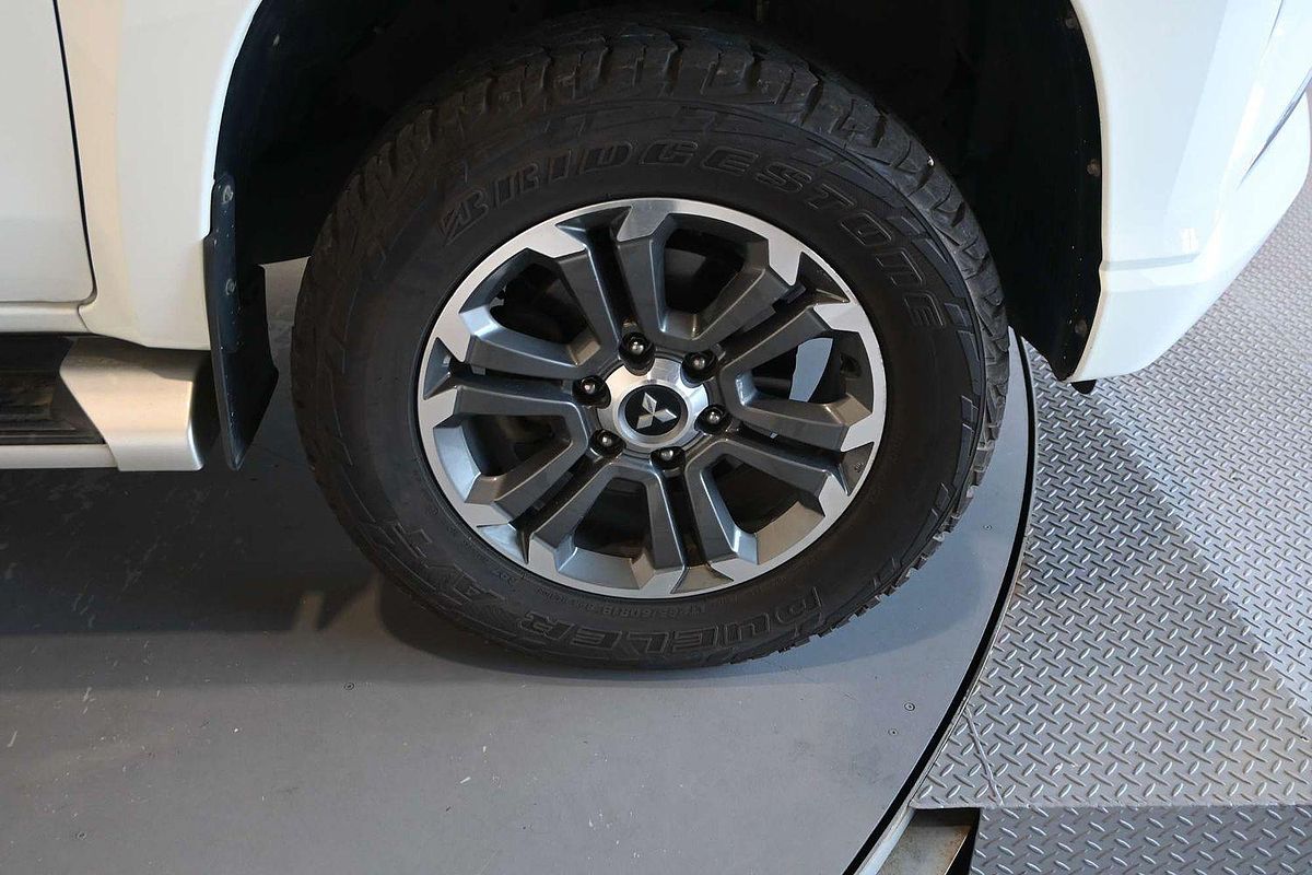 2020 Mitsubishi Triton GLX-R MR 4X4