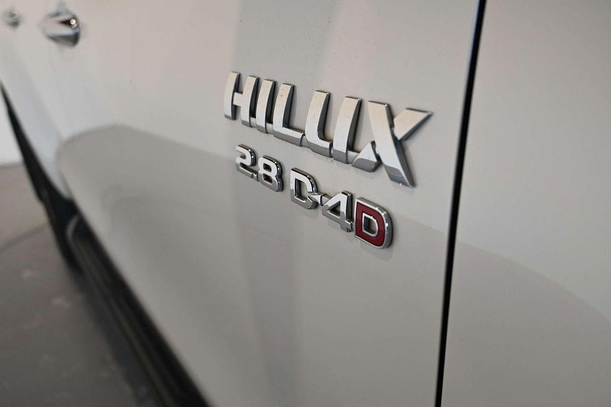 2016 Toyota Hilux SR5 GUN126R 4X4