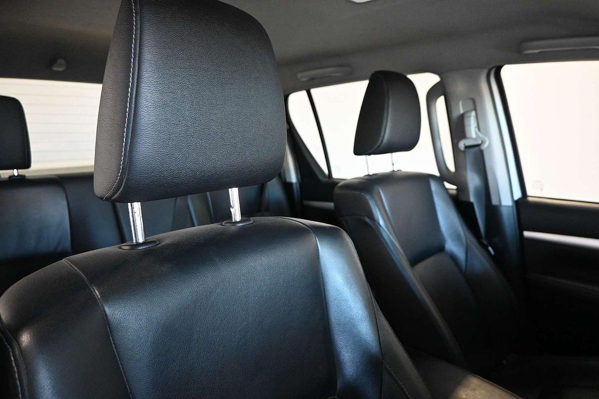 2016 Toyota Hilux SR5 GUN126R 4X4