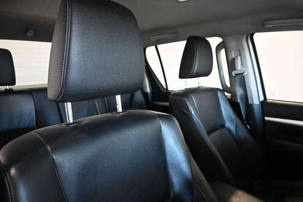 2016 Toyota Hilux SR5 GUN126R 4X4