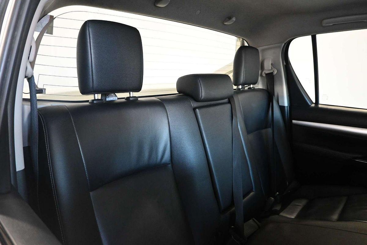 2016 Toyota Hilux SR5 GUN126R 4X4