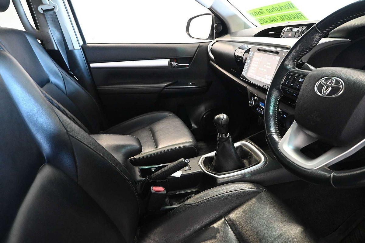 2016 Toyota Hilux SR5 GUN126R 4X4