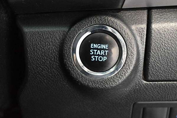 2021 Toyota Hilux SR5 GUN126R 4X4