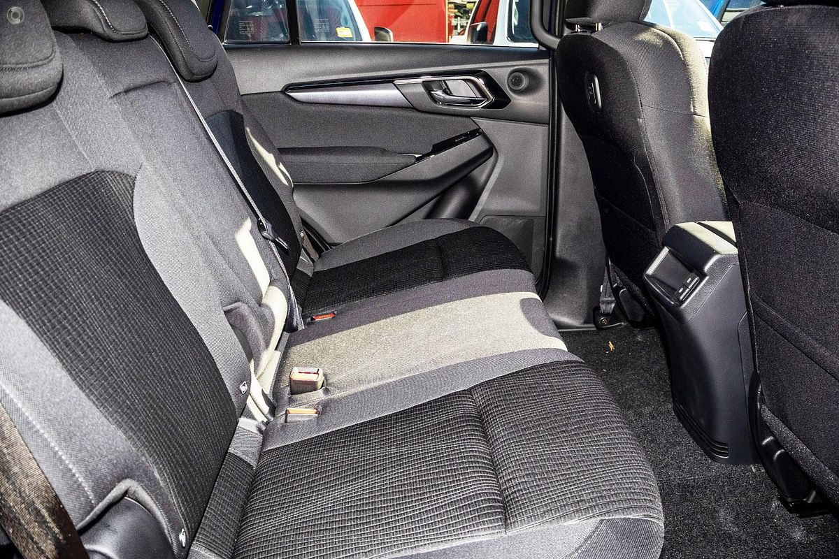 2025 Isuzu MU-X LS-U