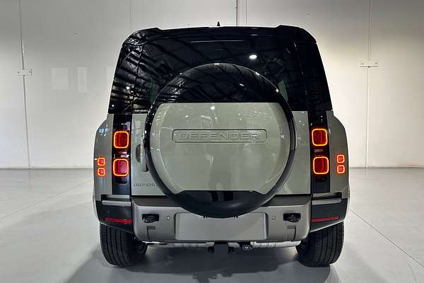 2025 Land Rover Defender 110 D350 X-Dynamic SE L663