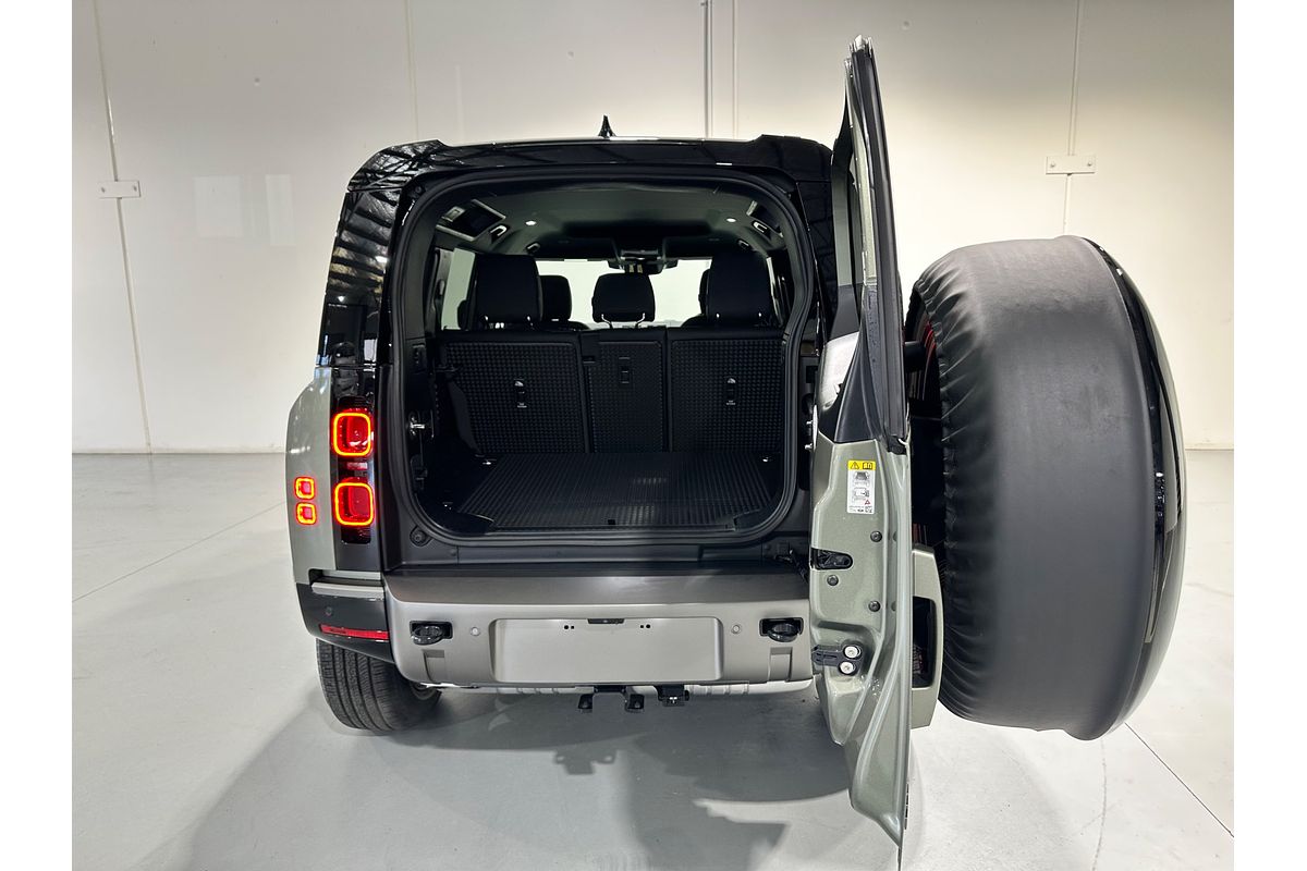 2025 Land Rover Defender 110 D350 X-Dynamic SE L663