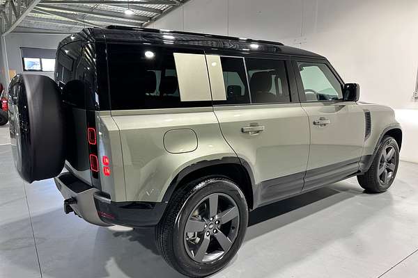 2025 Land Rover Defender 110 D350 X-Dynamic SE L663