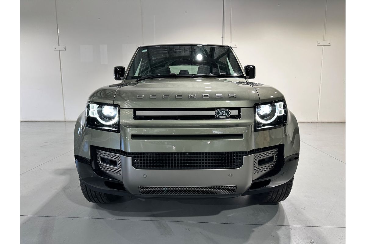 2025 Land Rover Defender 110 D350 X-Dynamic SE L663