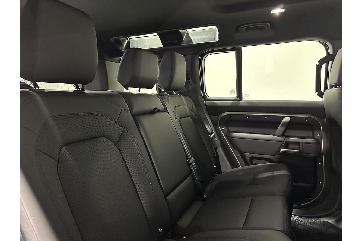 2025 Land Rover Defender 110 D350 X-Dynamic SE L663