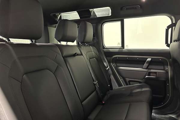 2025 Land Rover Defender 110 D350 X-Dynamic SE L663